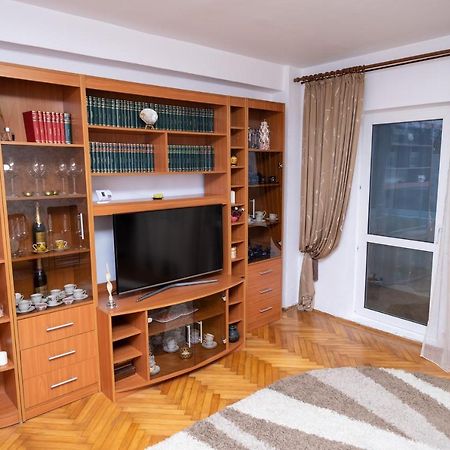 Stella'S Cozy Home Balotesti Eksteriør billede