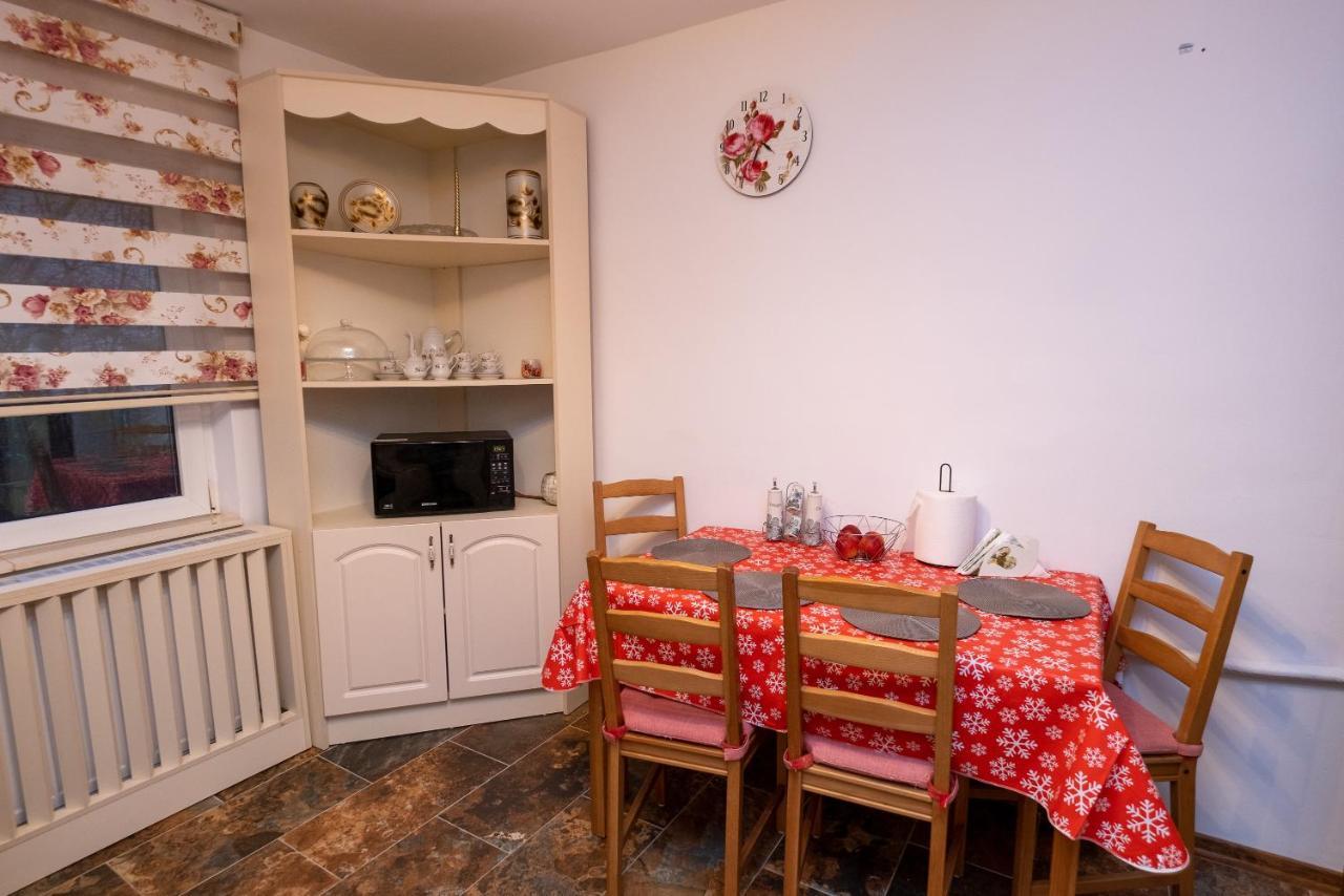 Stella'S Cozy Home Balotesti Eksteriør billede